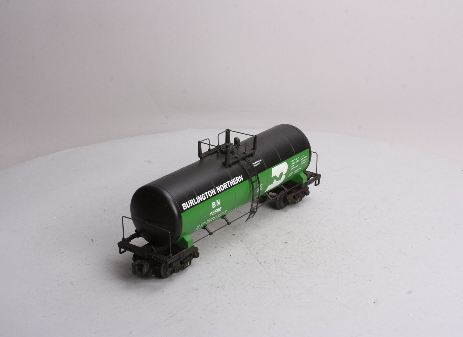 MTH 20-9200 O Scale Burlington Northern O Scale Tank Car NIB