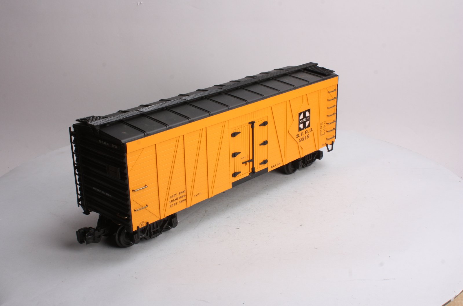 Aristo-Craft 46604 G Scale Santa Fe Reefer Car #9219 LN/Box