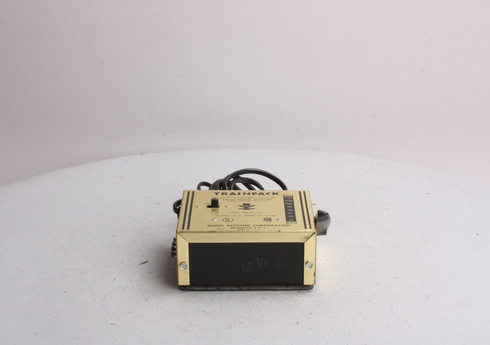 MRC 100 Trainpack Power Supply