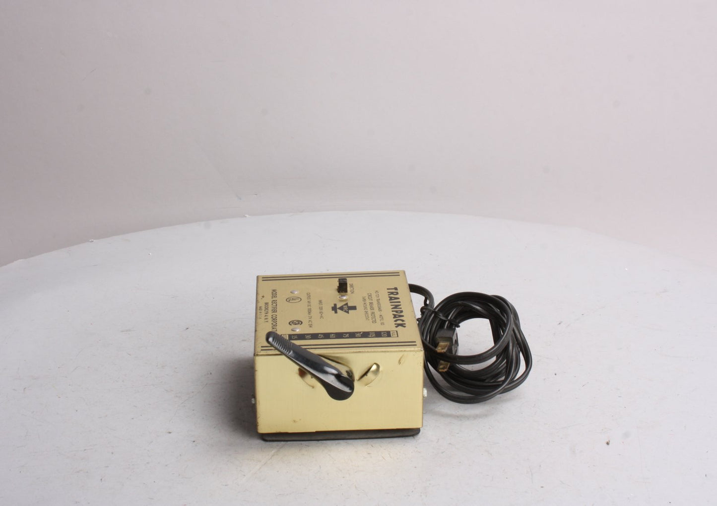 MRC 100 Trainpack Power Supply