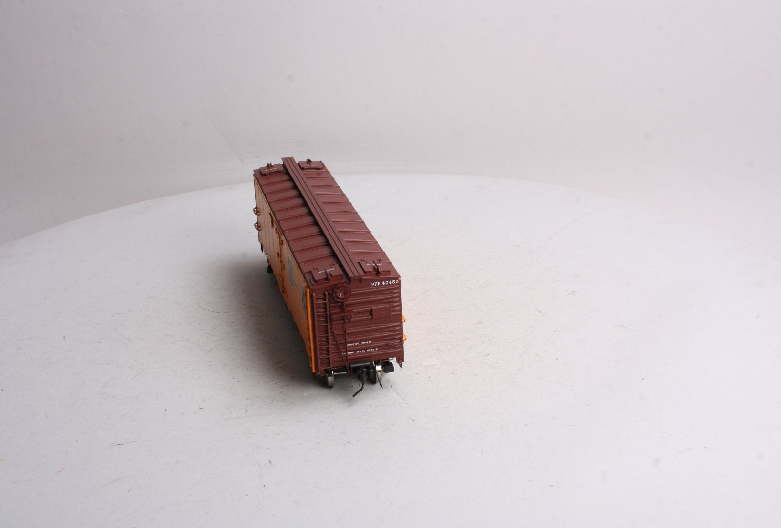 Atlas 9524-8 O Pacific Fruit Exprees 40' Steel Reefer Car #43455 (2-Rail) MT/Box