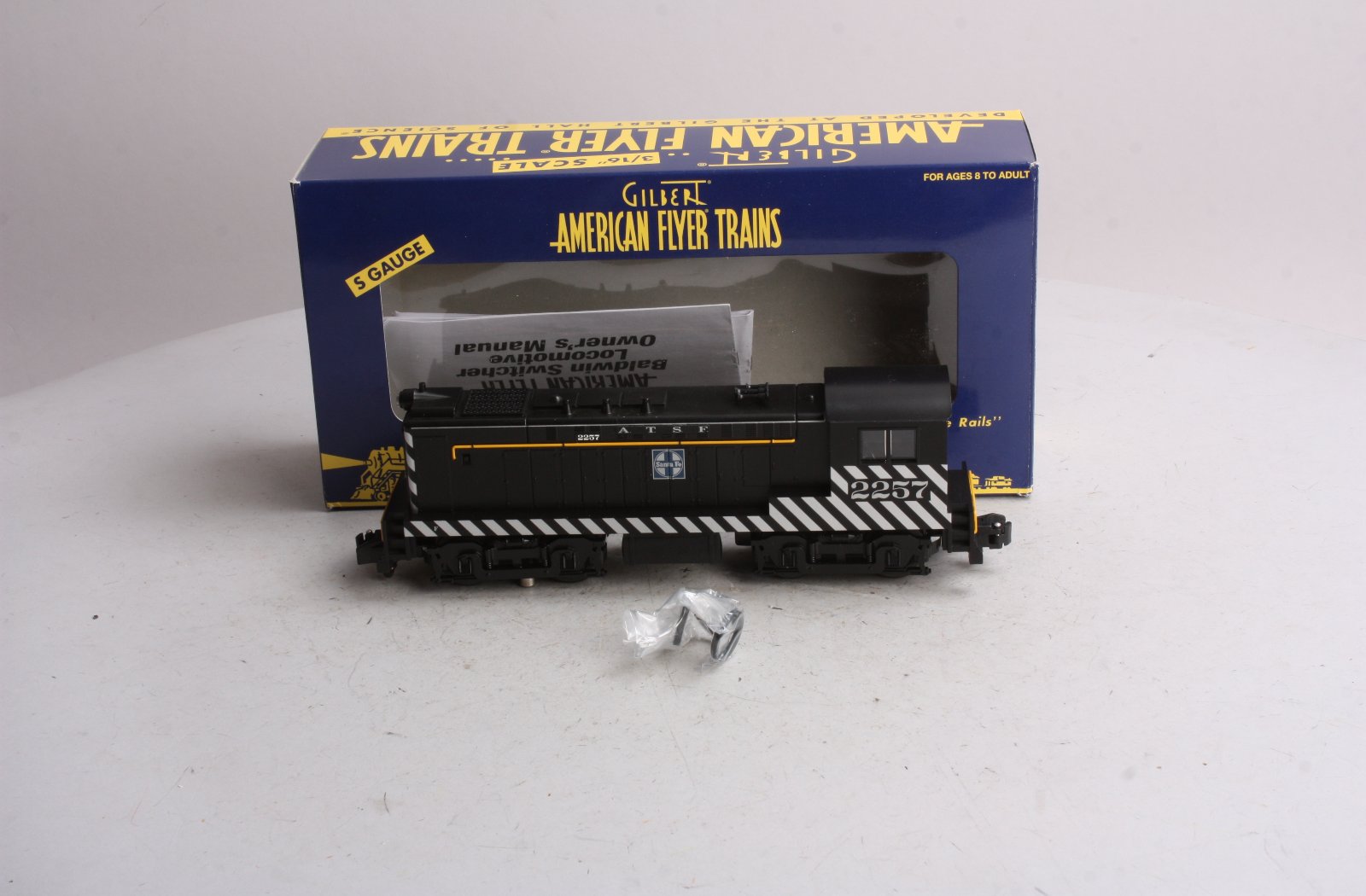 American Flyer 6-48035 S Gauge Santa Fe Baldwin Switcher #2257 MT/Box