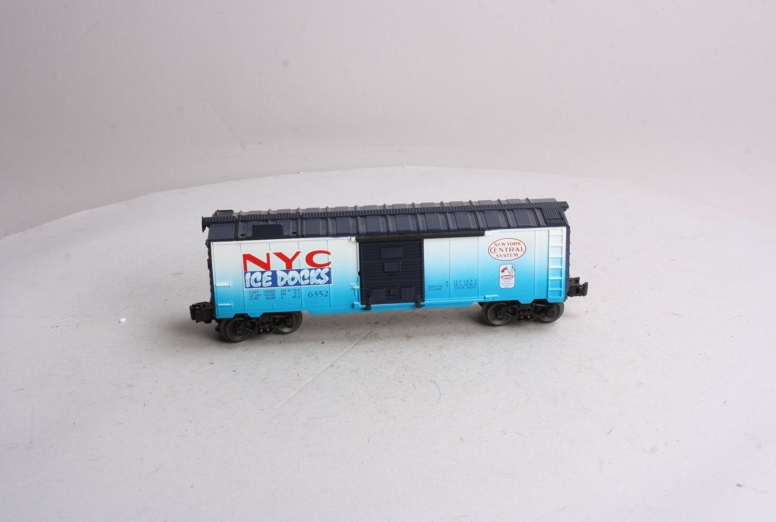 Lionel 6-16767 New York Central Ice Docks Operating Ice Car LN/Box