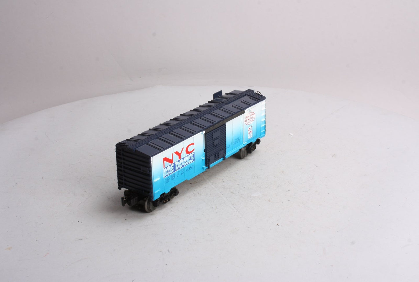 Lionel 6-16767 New York Central Ice Docks Operating Ice Car LN/Box