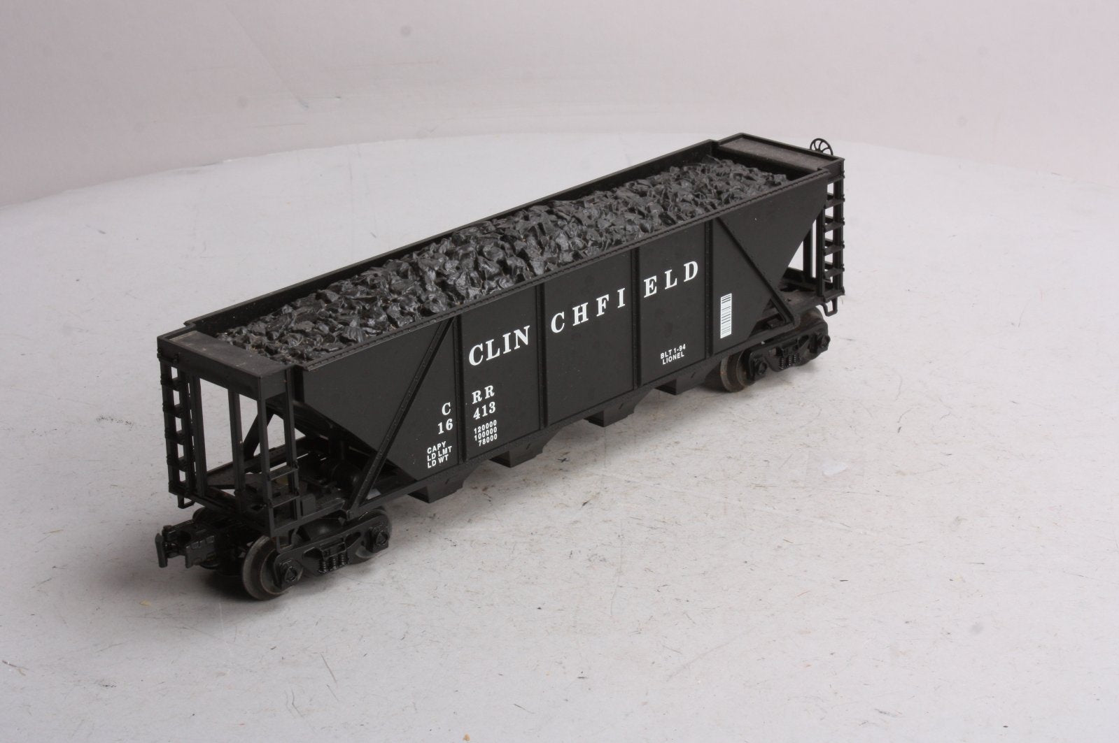 Lionel 6-16413 O Gauge Clinchfield 4-Bay Hopper with Coal Load