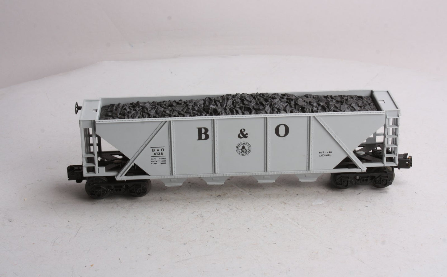 Lionel 6-6138 O Baltimore and Ohio Covered Quad Hopper LN/Box