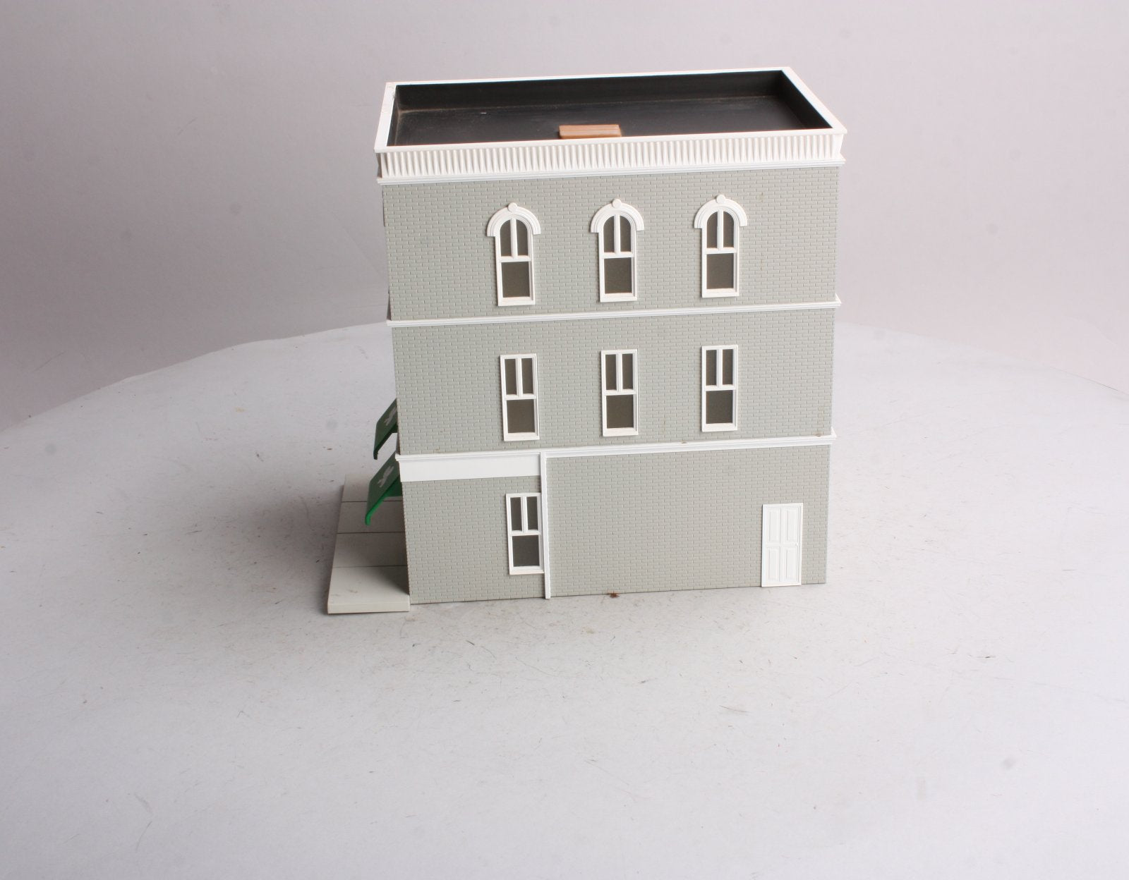 Lionel 6-34127 O Assembled O'Grady's Tavern