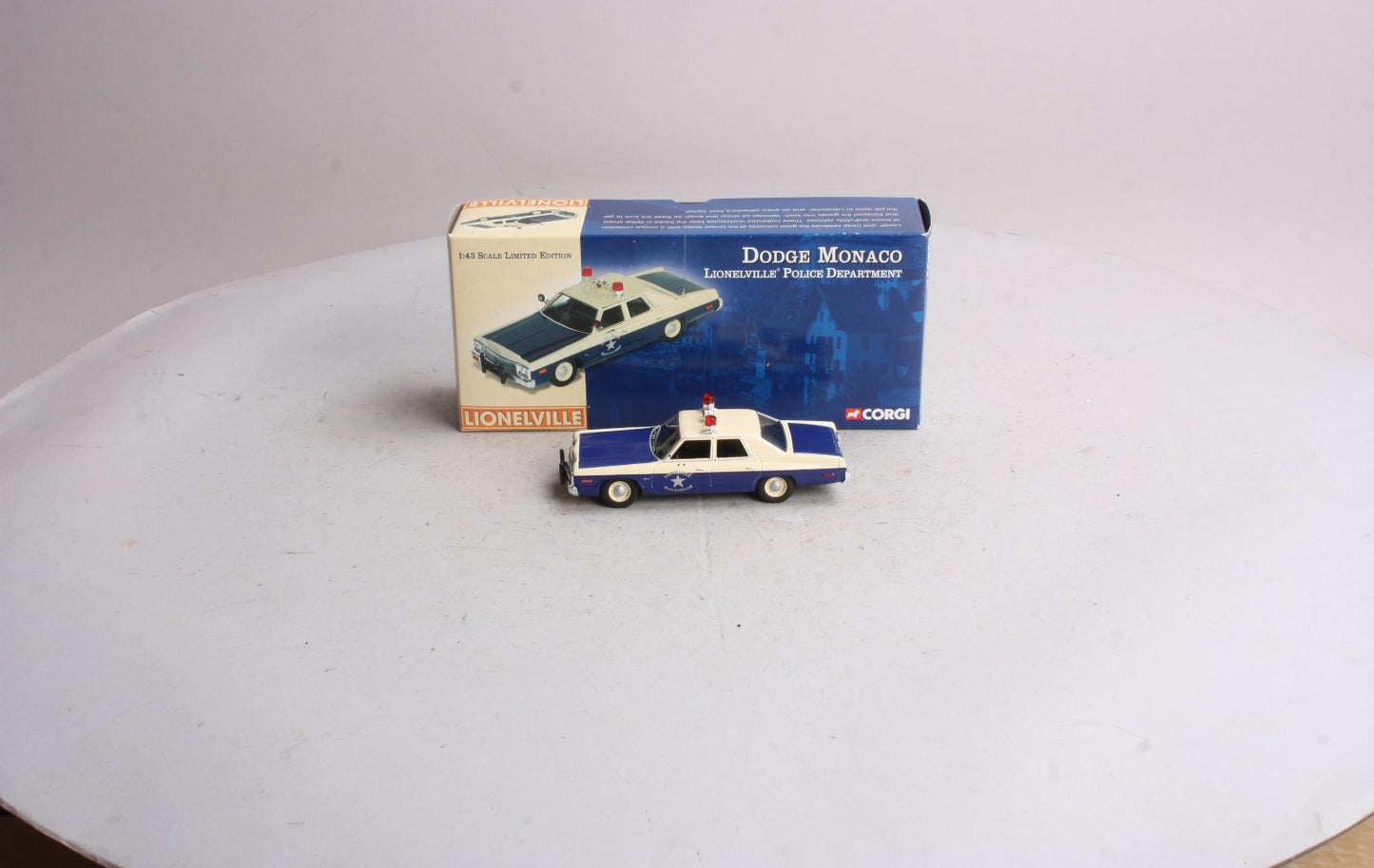 Corgi US06007 1:43 Dodge Monaco Lionelville Police Department Limited Edition