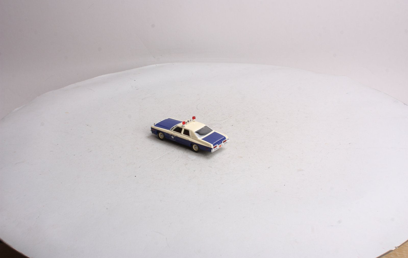 Corgi US06007 1:43 Dodge Monaco Lionelville Police Department Limited Edition