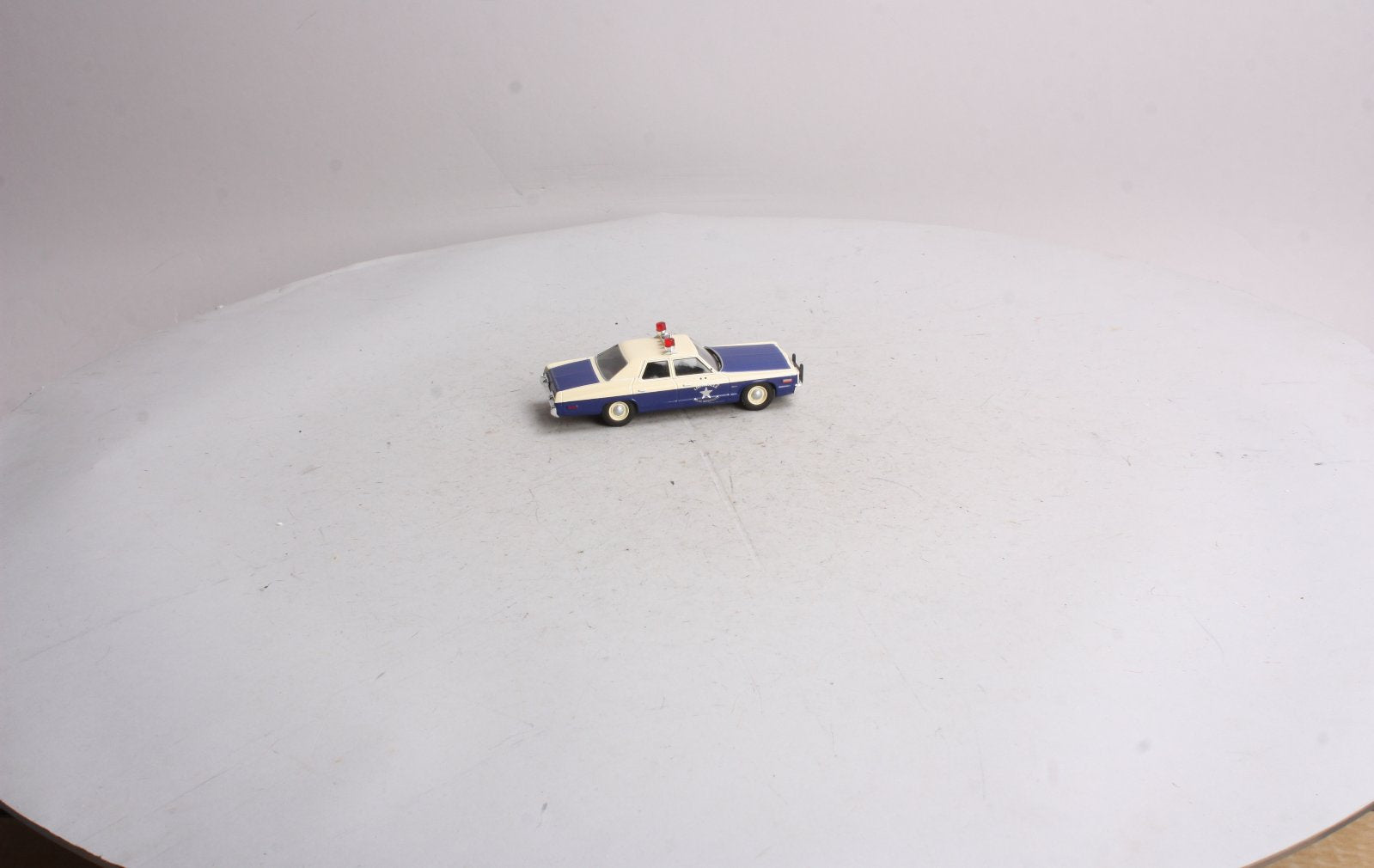 Corgi US06007 1:43 Dodge Monaco Lionelville Police Department Limited Edition