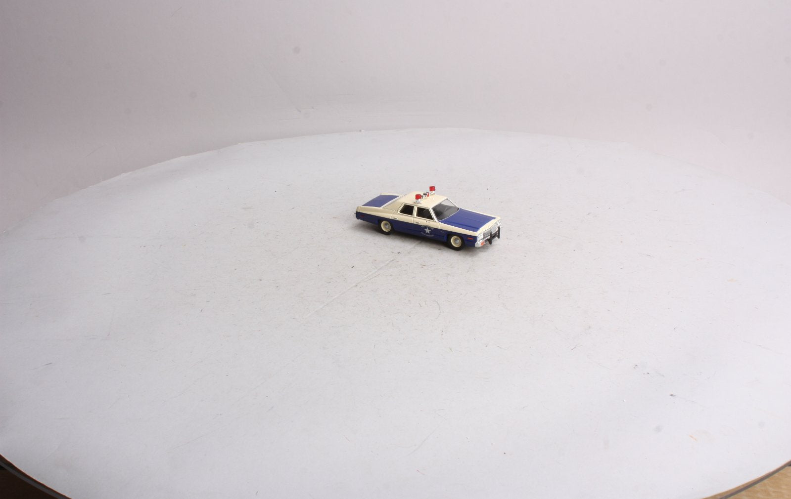 Corgi US06007 1:43 Dodge Monaco Lionelville Police Department Limited Edition