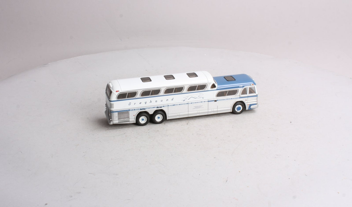 Corgi US54407 1:50 Greyhound Scenicruiser New York, NY Limited Edition Replica