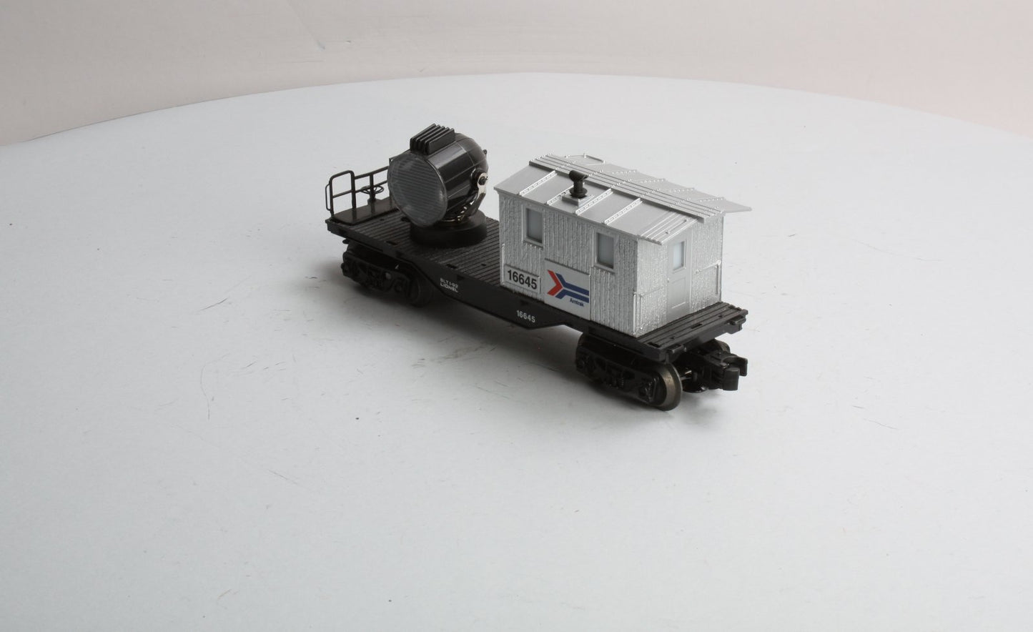 Lionel 6-16645 O Gauge Amtrak Operating Searchlight Caboose LN