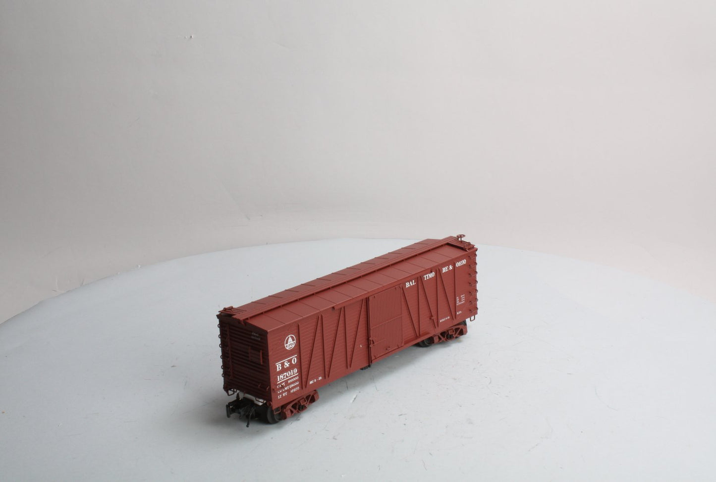 Atlas 8686-2 Baltimore & Ohio Single Sheathed Boxcar #187019 (3 Rail) LN
