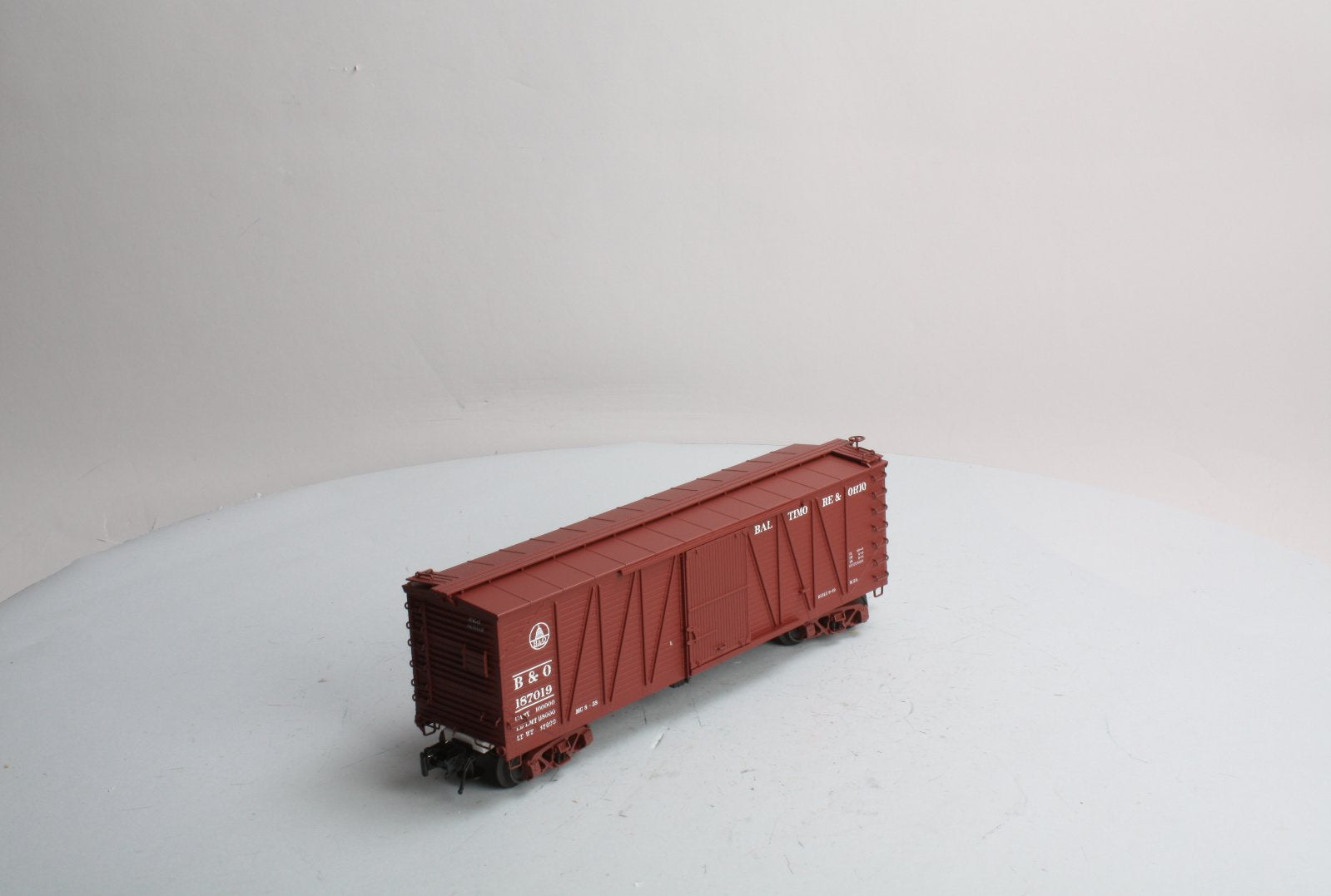 Atlas 8686-2 Baltimore & Ohio Single Sheathed Boxcar #187019 (3 Rail) LN
