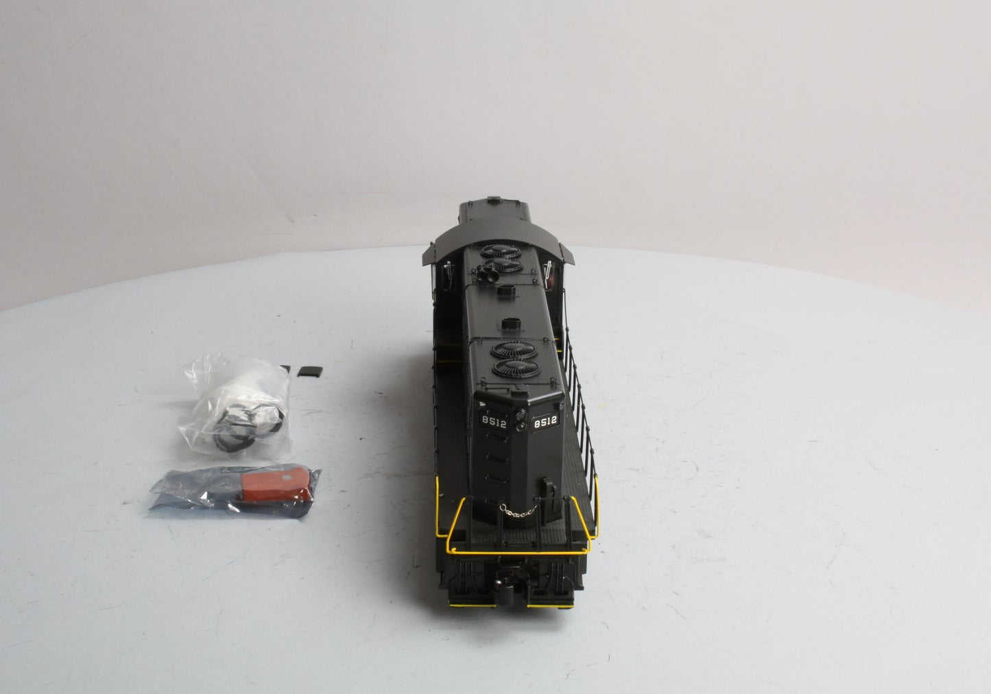 Lionel 6-28573 O Gauge Pennsylvania GP-7 Diesel Locomotive #8512 LN/Box