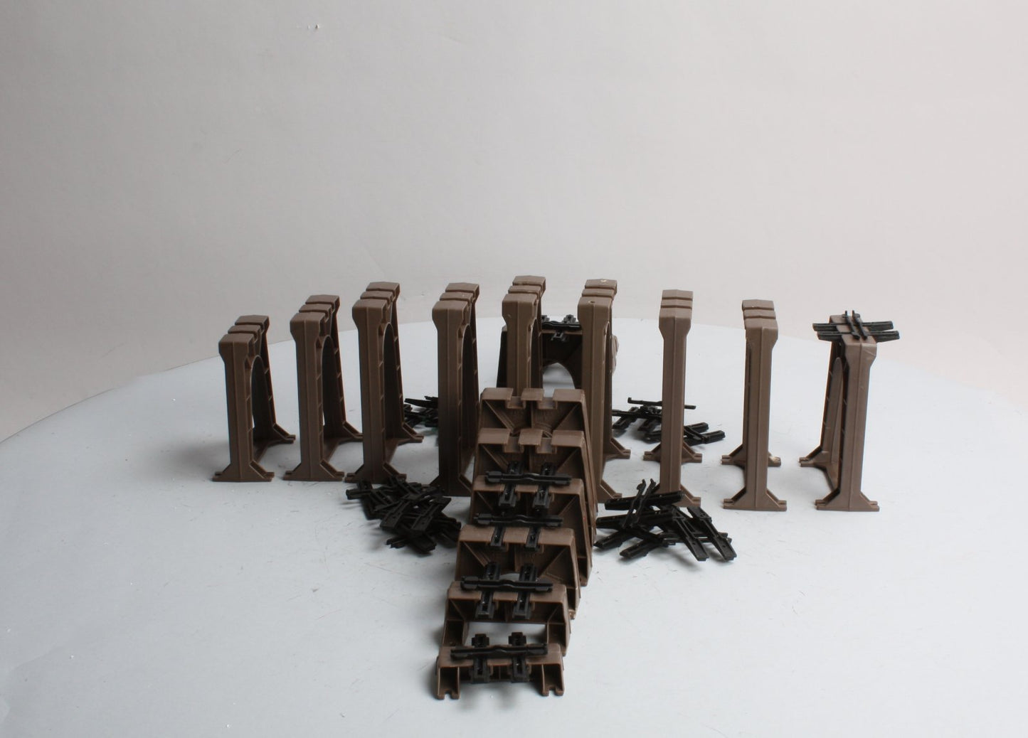 Lionel 6-12754 O & O27 Graduated Trestle Set EX/Box