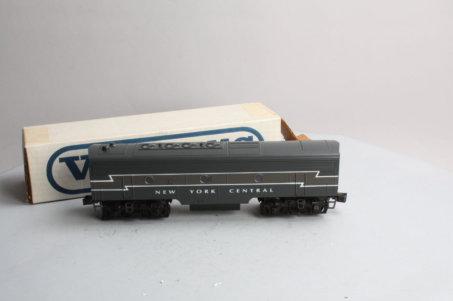 Williams F759 O Gauge New York Central Non-Powered F3-B Diesel W/ True Sounds LN/Box