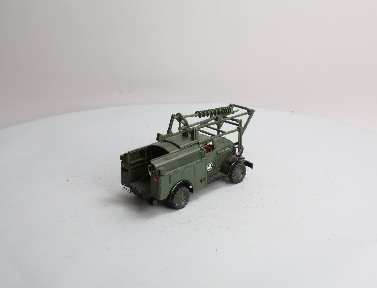 Yorkshire Company 1950A 1:25 Scale 1950 Dodge 4-WD W/Hydraulic Pole Digger