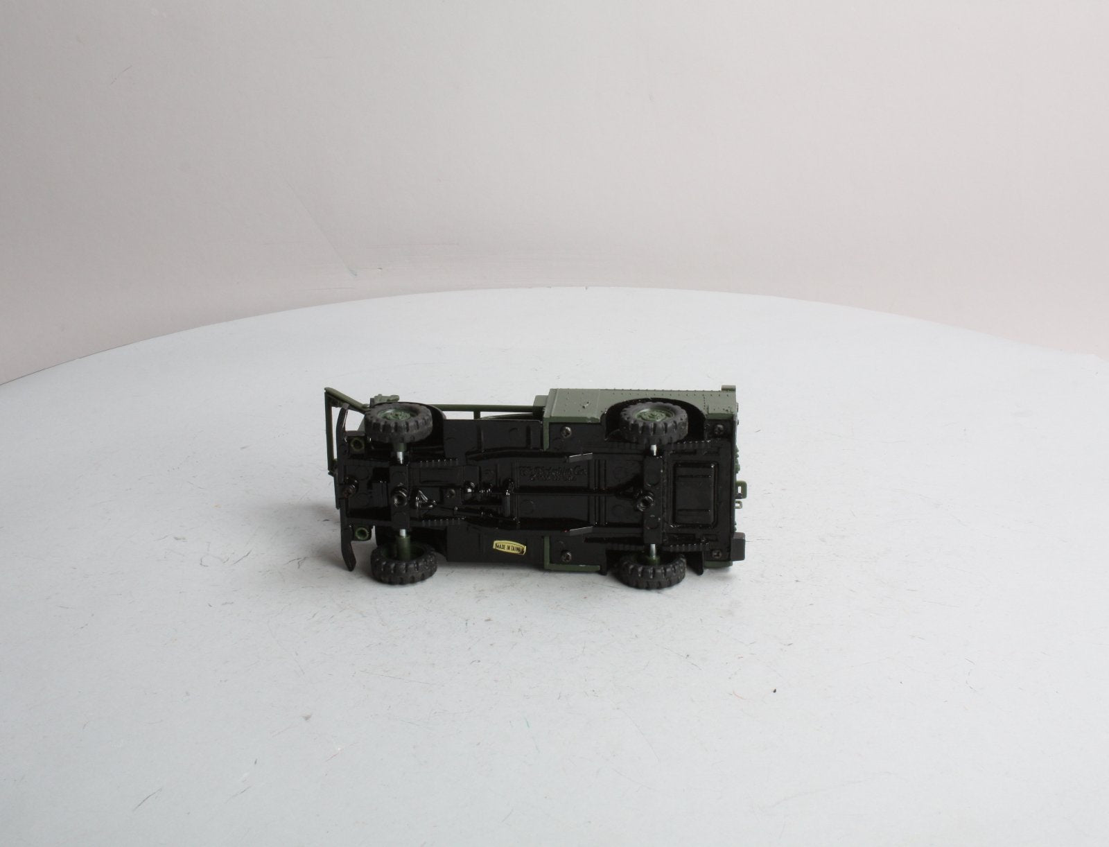 Yorkshire Company 1950A 1:25 Scale 1950 Dodge 4-WD W/Hydraulic Pole Digger