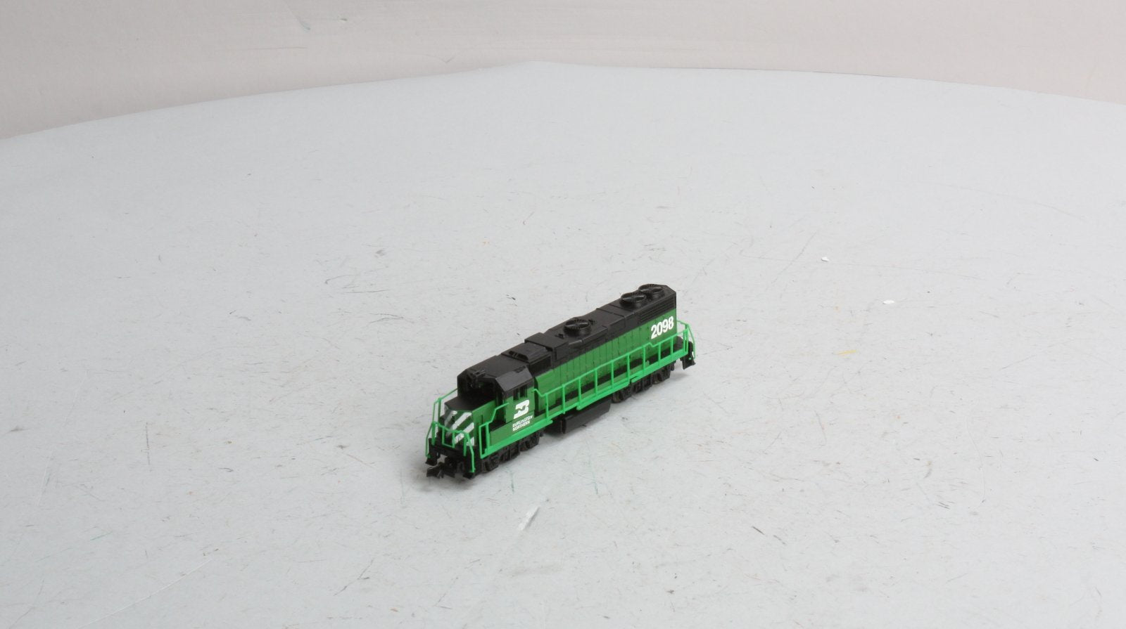 Life Like 7841 N Burlington Northern GP38 Diesel Locomotive #2098