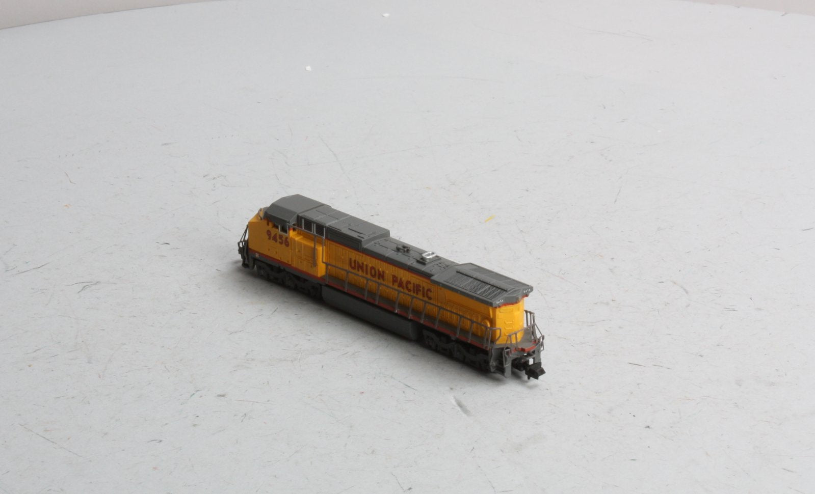 Spectrum 86057 N Scale Union Pacific GE Dash 8-40CW Diesel Locomotive #9456 LN/Box