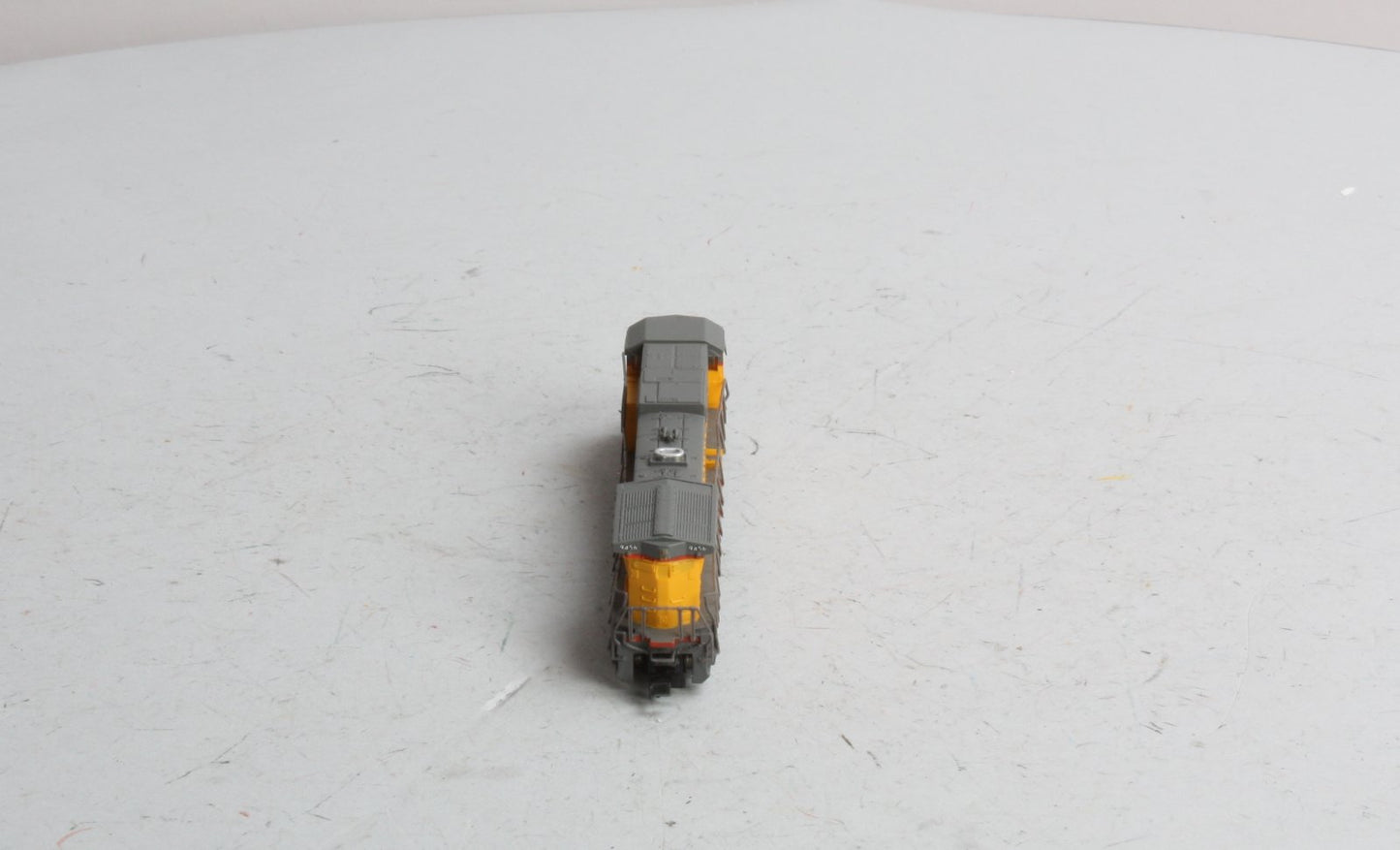 Spectrum 86057 N Scale Union Pacific GE Dash 8-40CW Diesel Locomotive #9456 LN/Box