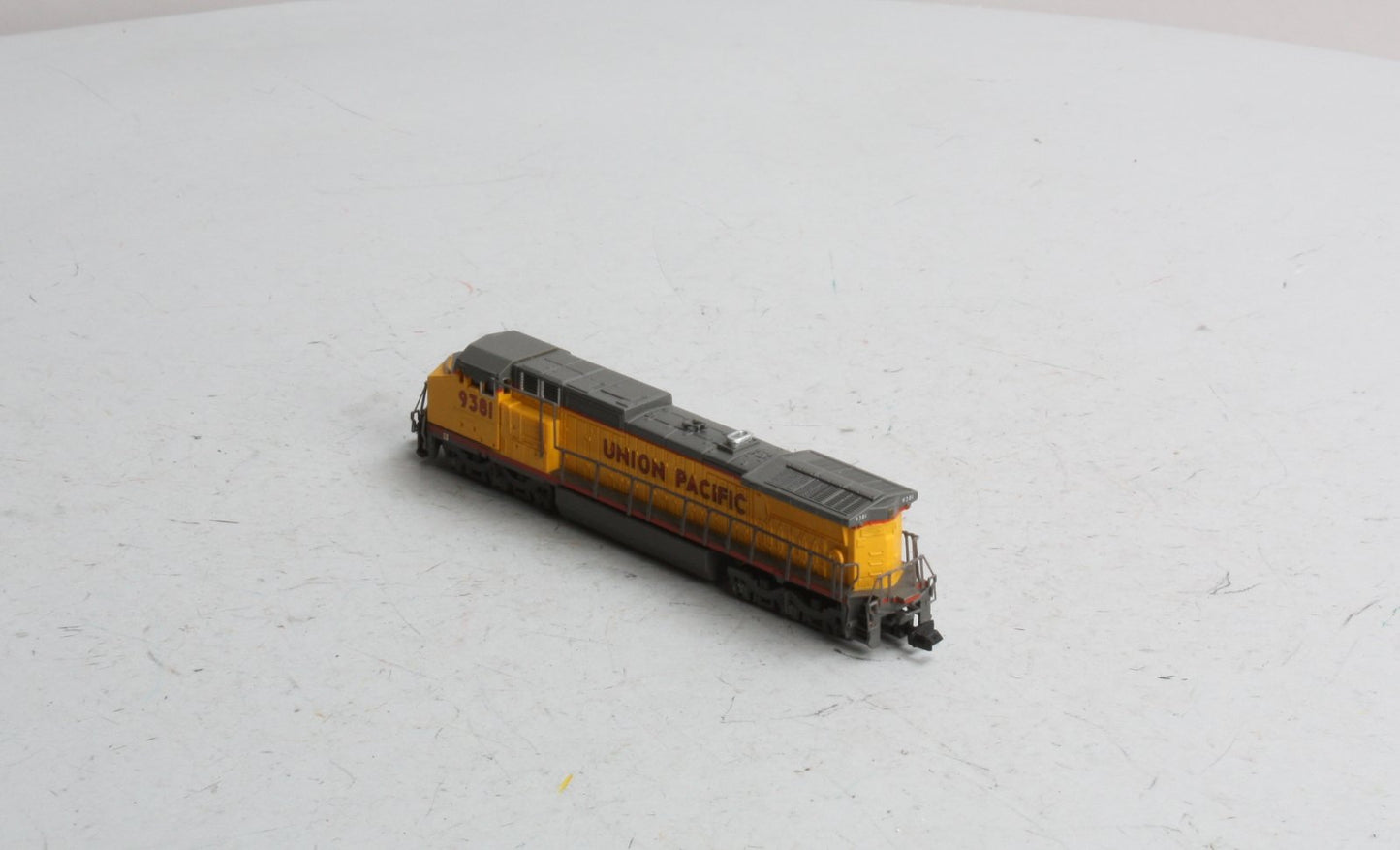 Spectrum 86061 N Scale Union Pacific GE Dash 8-40CW Diesel Locomotive #9381 LN/Box