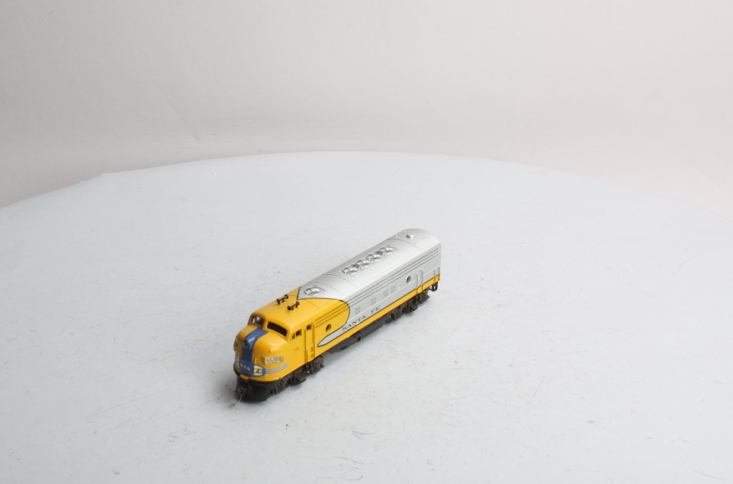 Atlas 7041 HO Santa Fe FP-7 Diesel Locomotive