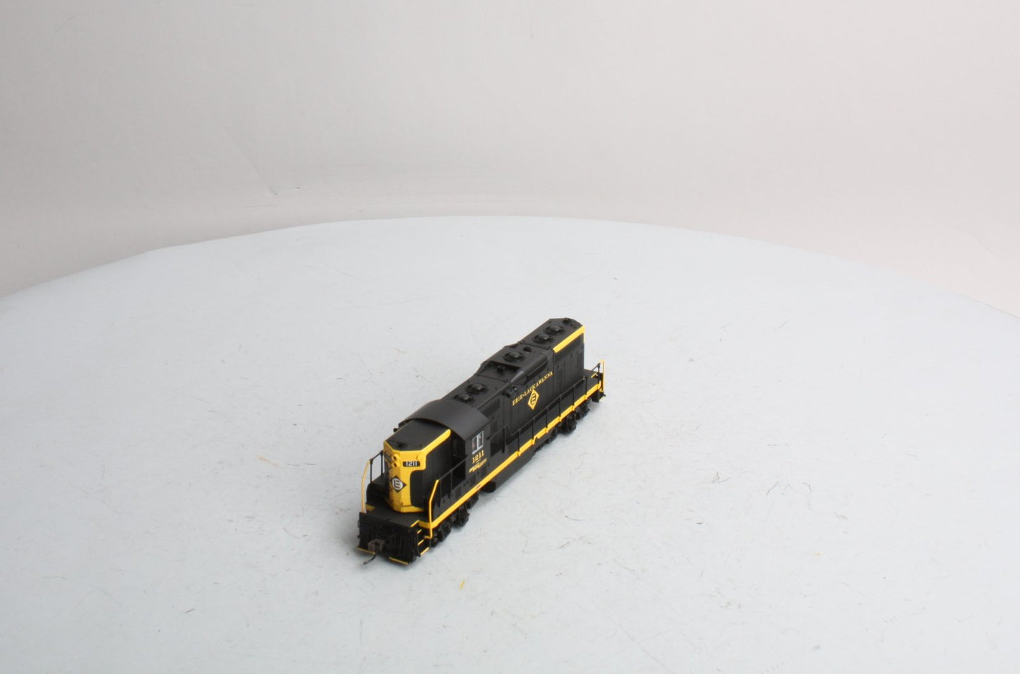 Atlas 8557 HO Erie Lackawanna EMD GP-7 Diesel Locomotive #1211 LN/Box