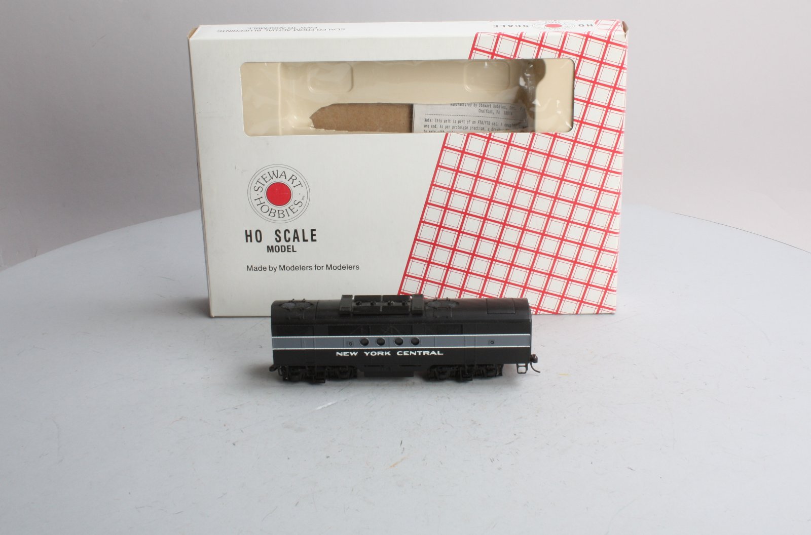 Stewart 5015 HO New York Central Diesel FTB Dummy Diesel Locomotive LN/Box