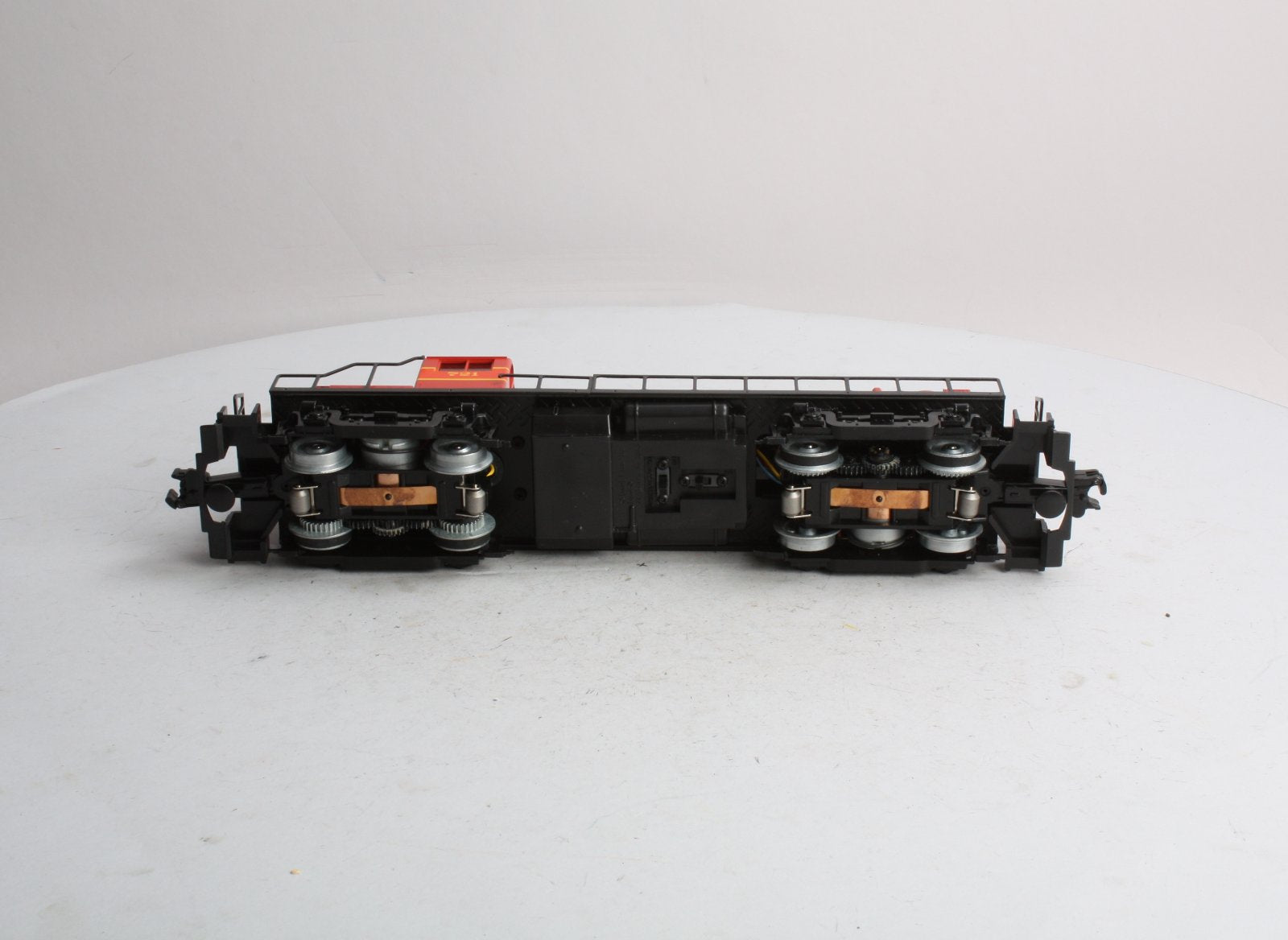Lionel 6-18554 O Gauge GM&O RS-3 Diesel Locomotive #721 with Display Case MT/Box