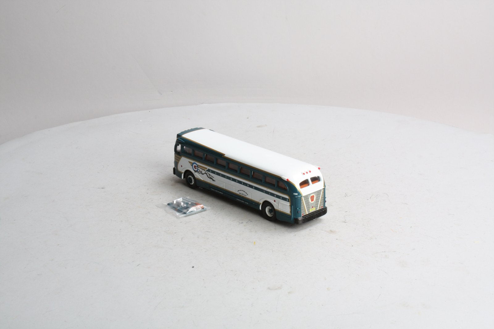 Corgi 98461 1:50 1994 Battle of Britain Yellow Coach Philadelphia Bus Lines #743