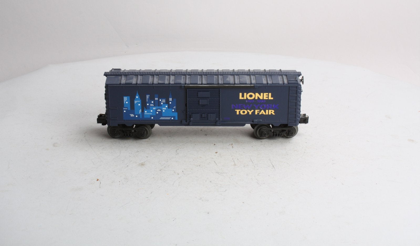 Lionel 6-19989 O BC 2000's Toy Fair Boxcar NIB