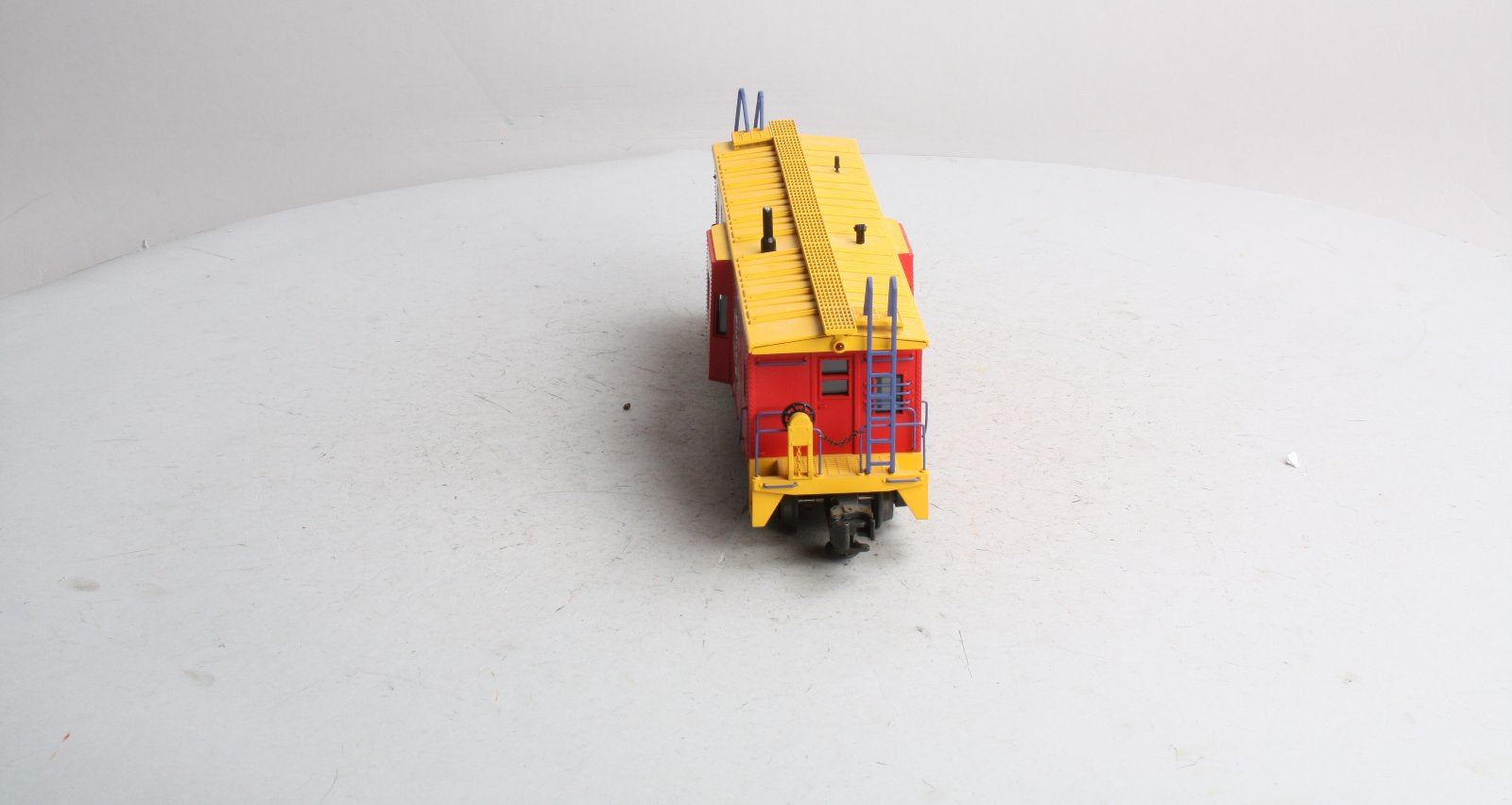 MTH 30-7755 Circus Bay Window Illuminated Caboose #5646 NIB