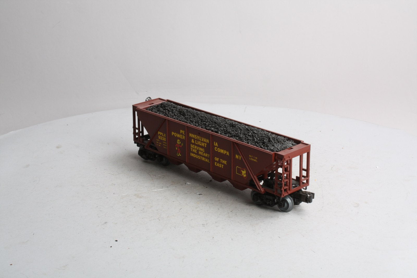 Lionel 6-9338 Pennsylvania Power Quad Hopper with Coal Load LN/Box