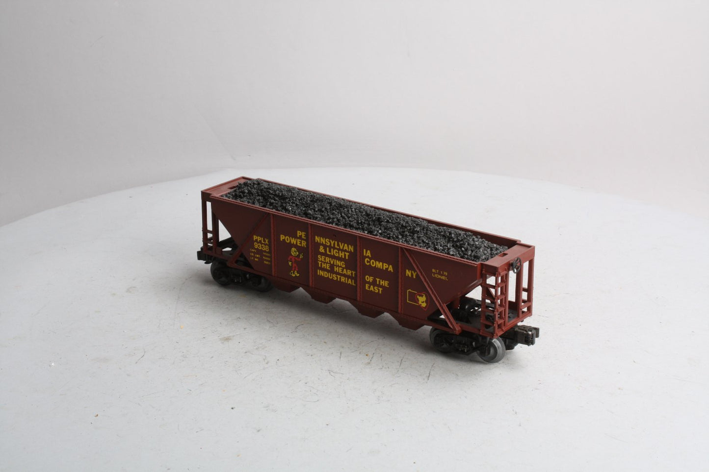 Lionel 6-9338 Pennsylvania Power Quad Hopper with Coal Load LN/Box