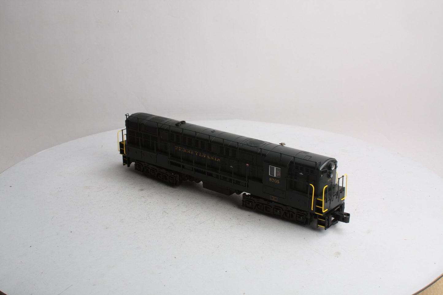 Lionel 6-52315 O Gauge TCA Pennsylvania RR FM Trainmaster Diesel Engine #8705 LN/Box