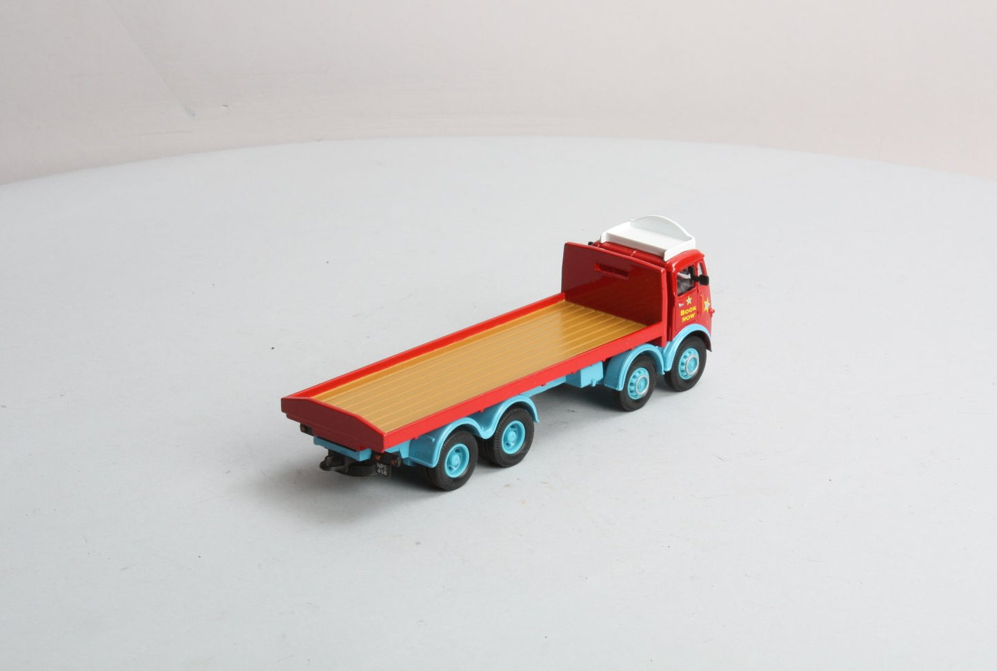 Corgi 97957 1:50 Chipperfields Circus - ERF 8-Wheel Rigid Truck LN/Box