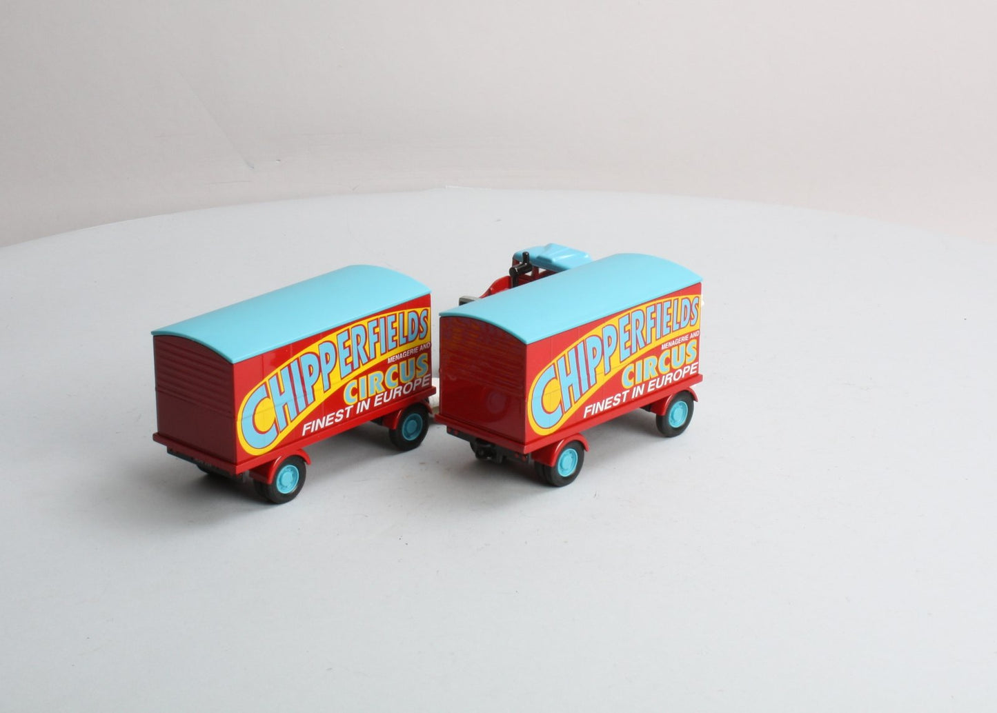 Corgi 97915 1:50 Die Cast Chipperfields Scammell Highwayman with Trailers LN/Box
