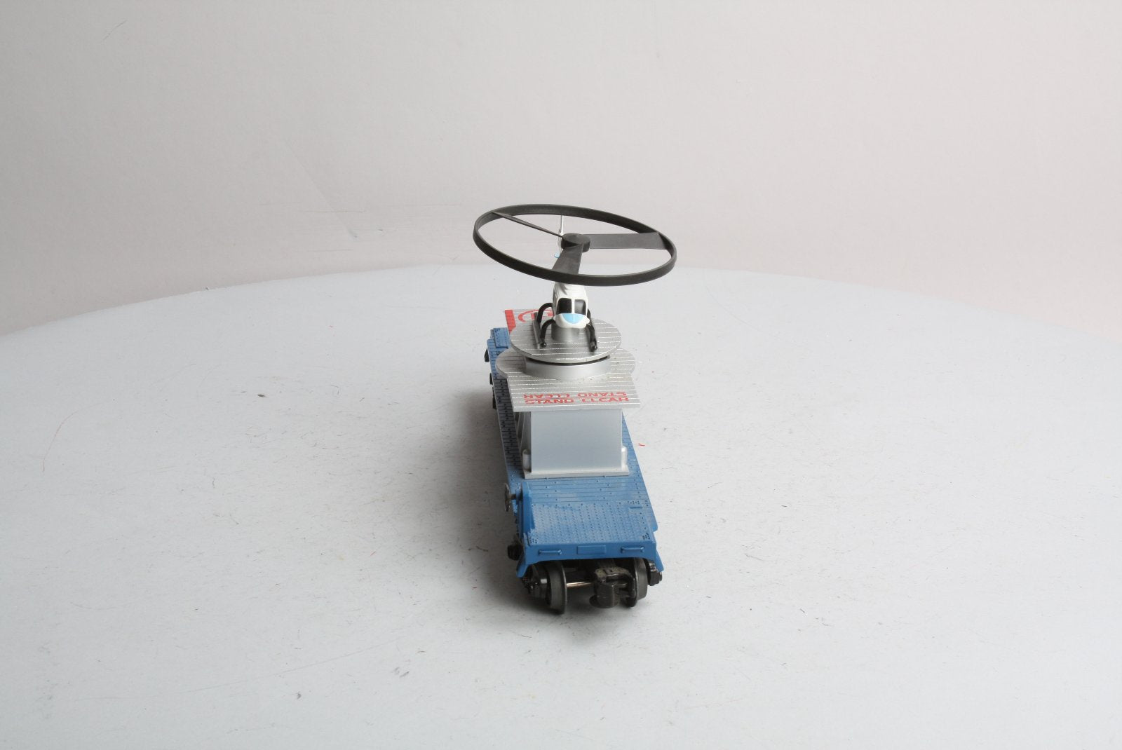 MTH 30-7940 O Gauge NASA Flatcar w/ Operating Helicopter LN/Box