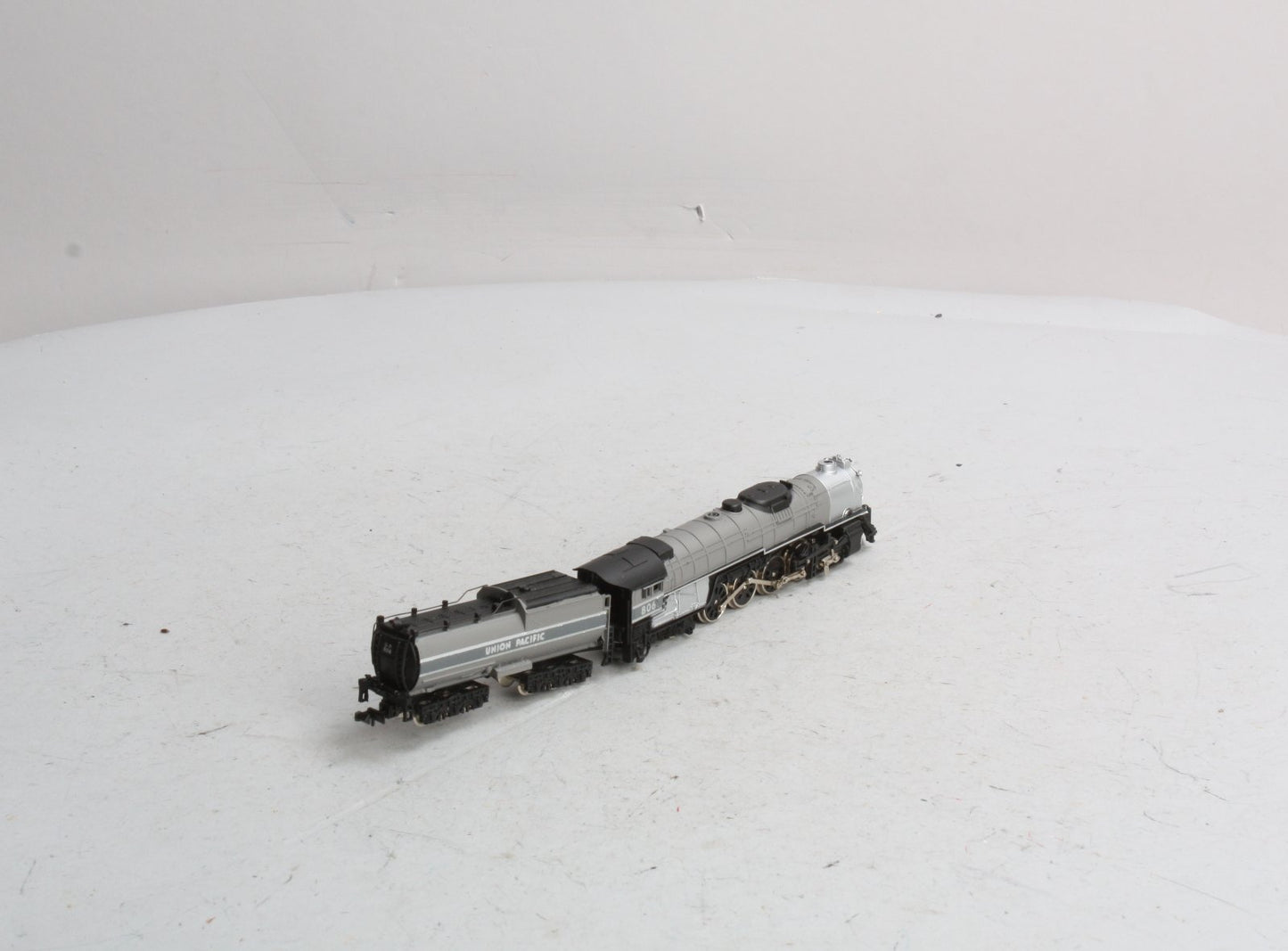 Bachmann 806 HO Union Pacific 4-8-4 Overland Steam Locomotive & Tender #806 LN