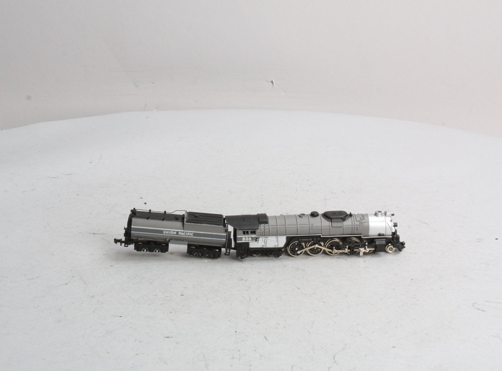 Bachmann 806 HO Union Pacific 4-8-4 Overland Steam Locomotive & Tender #806 LN