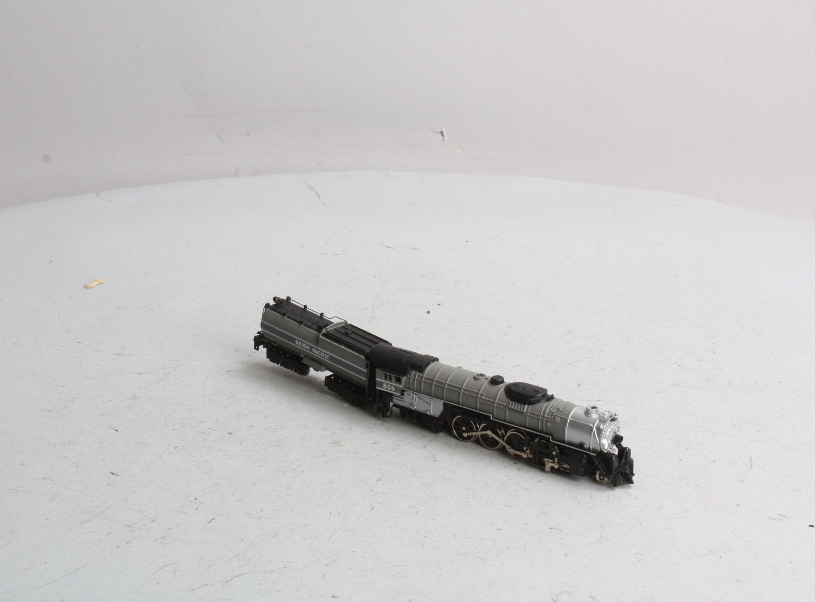 Bachmann 806 HO Union Pacific 4-8-4 Overland Steam Locomotive & Tender #806 LN