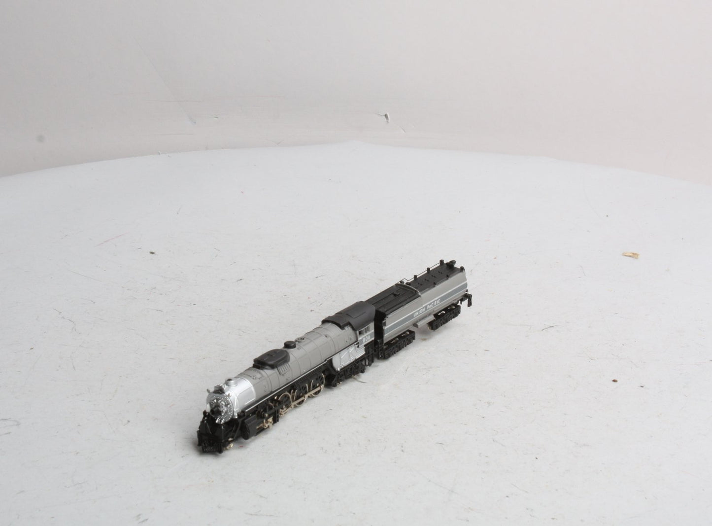 Bachmann 806 HO Union Pacific 4-8-4 Overland Steam Locomotive & Tender #806 LN