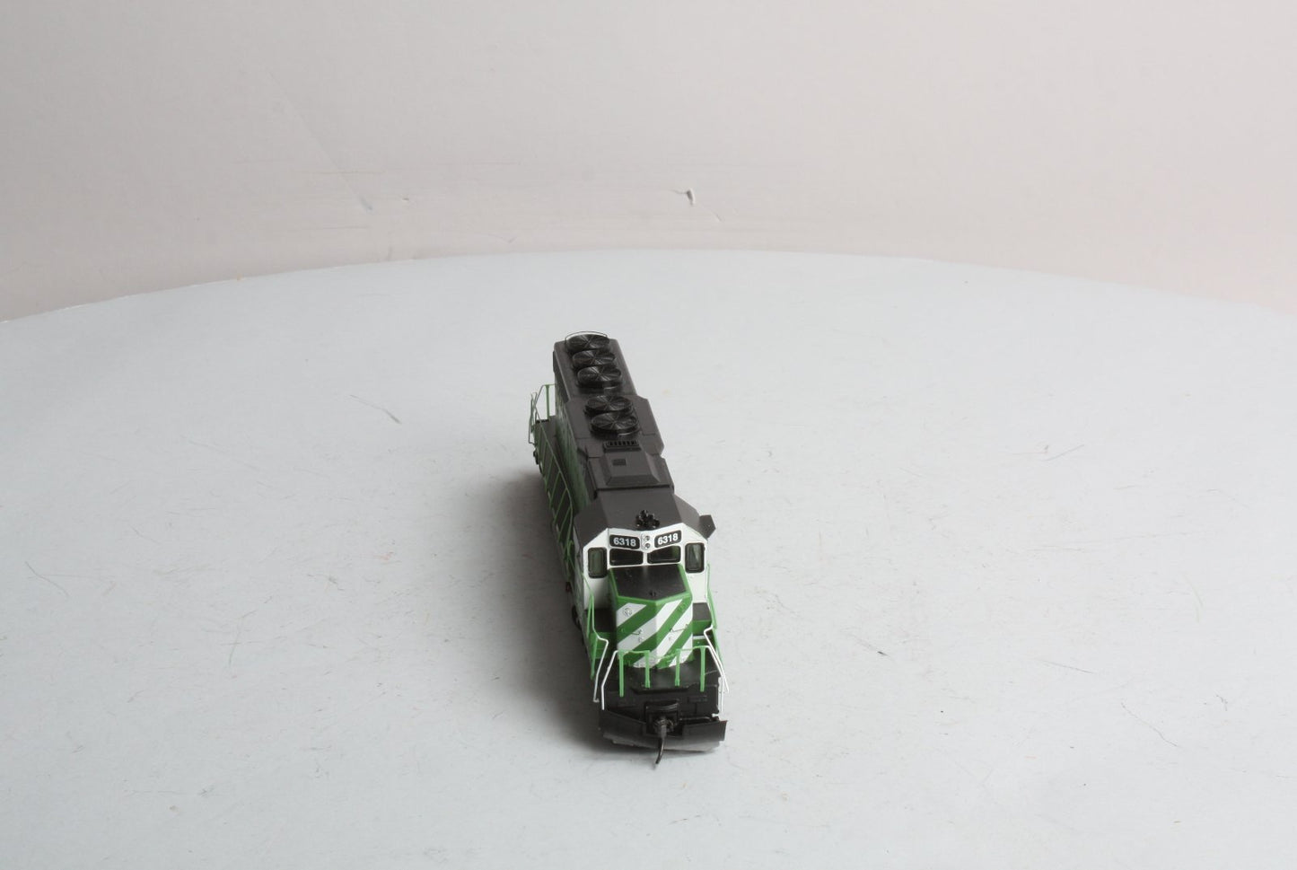 Athearn 93543 HO Scale Burlington Northern SD40 Diesel Locomotive #6318 LN/Box