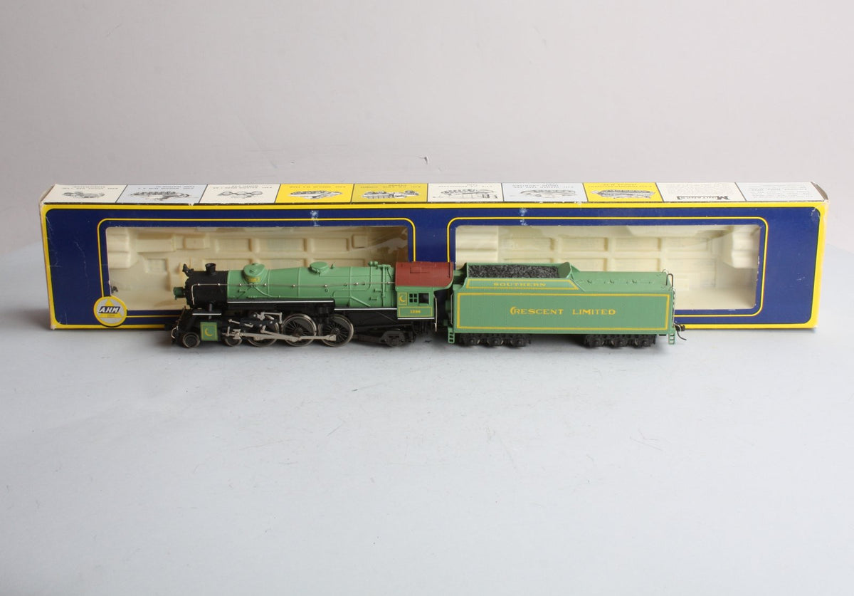 AHM 5087-E HO Scale 4-6-2 Southern Crescent Limited Steam Locomotive and Tender  LN/Box
