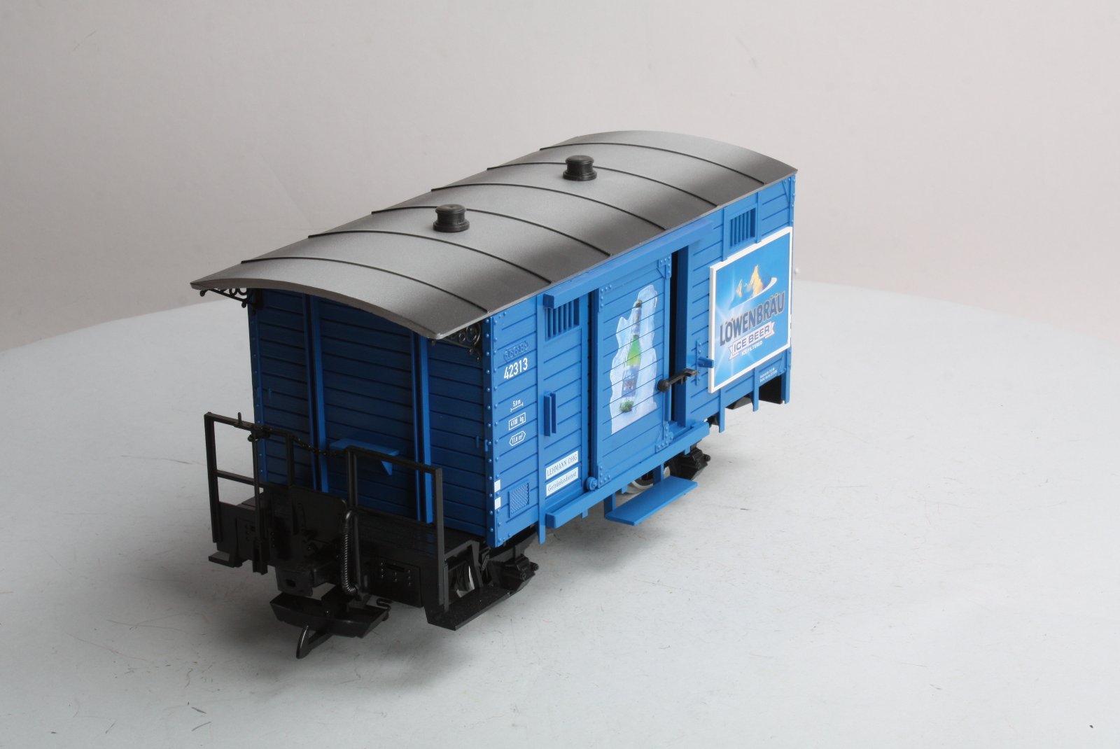 LGB 42313 G Scale Lowenbrau Ice Beer Car LN/Box