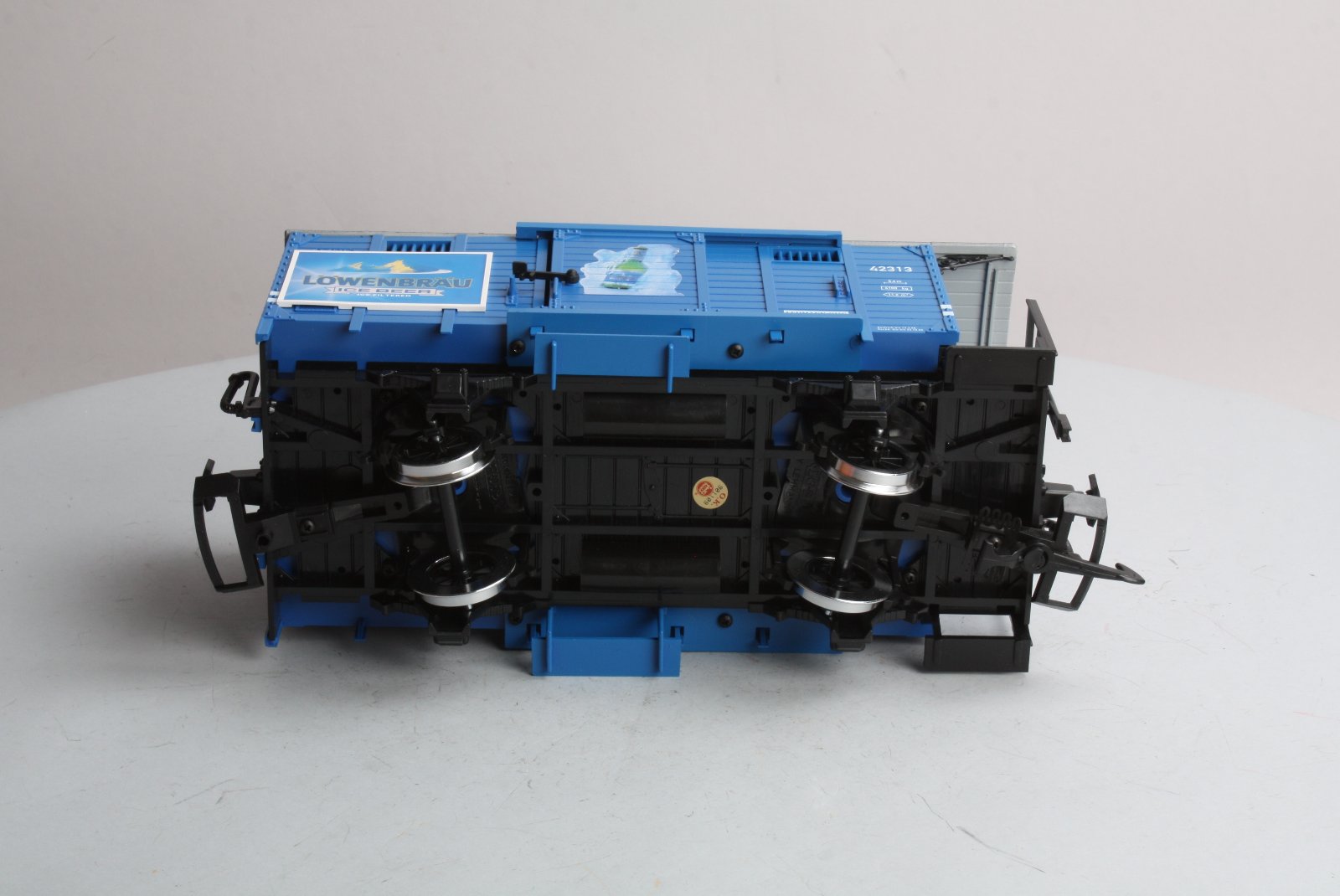 LGB 42313 G Scale Lowenbrau Ice Beer Car LN/Box
