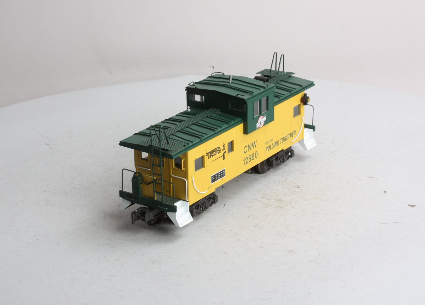 K-Line K613-1311 O Gauge Chicago & North Western Extended Vision Caboose #12560 LN/Box